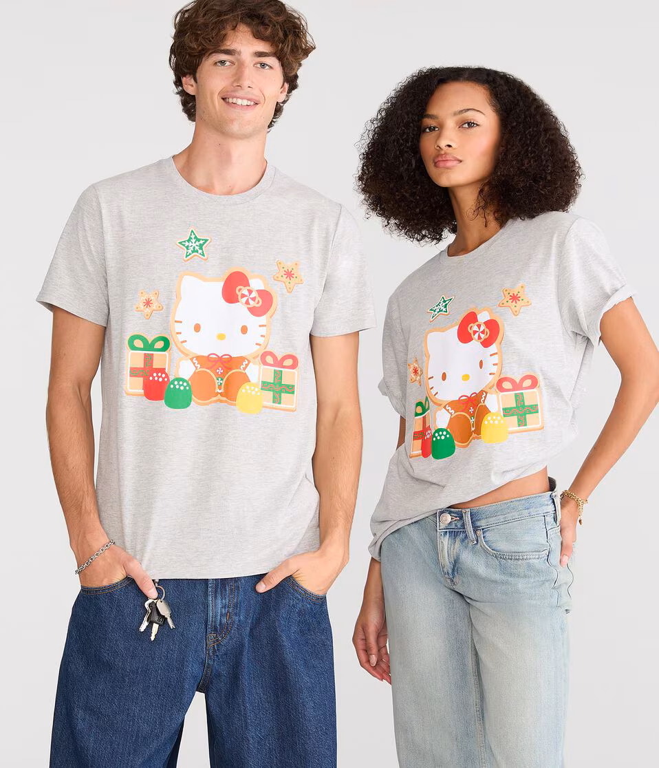 Hello Kitty | Aero Gingerbread Gifts Relaxed Graphic Tee